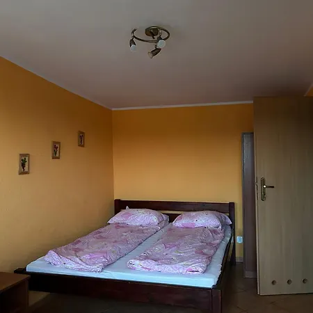 I Z Widokiem Na Jezioro Wielewskie