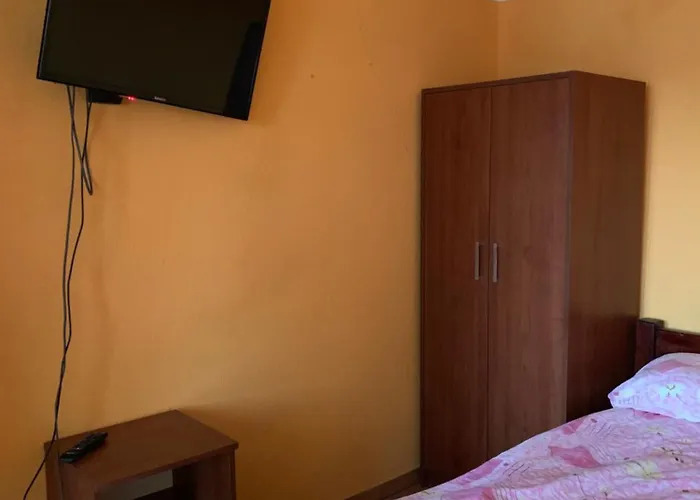 I Z Widokiem Na Jezioro Wielewskie *