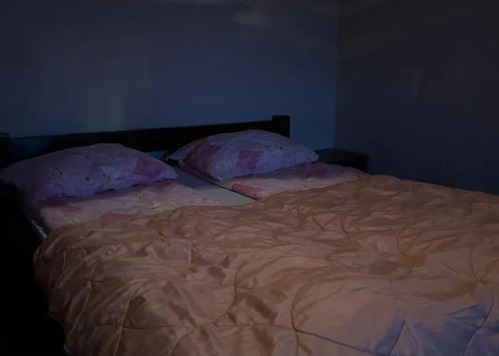 I Z Widokiem Na Jezioro Wielewskie *