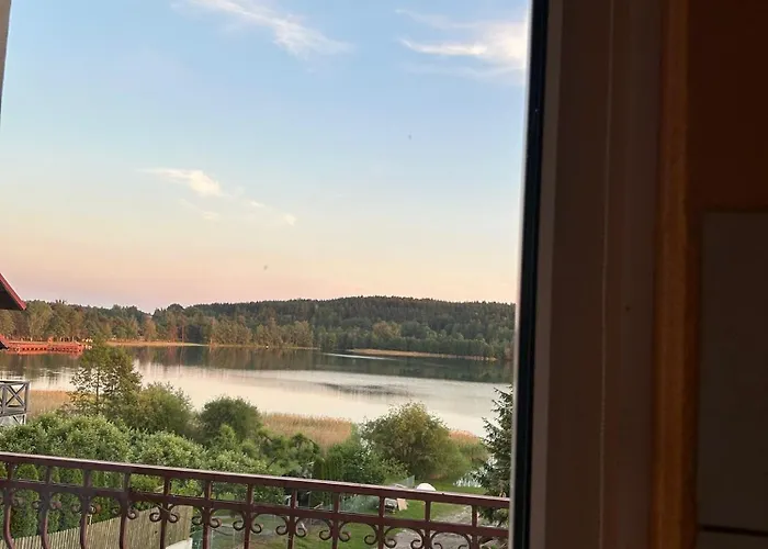 Appartamento I Z Widokiem Na Jezioro Wielewskie Wiele